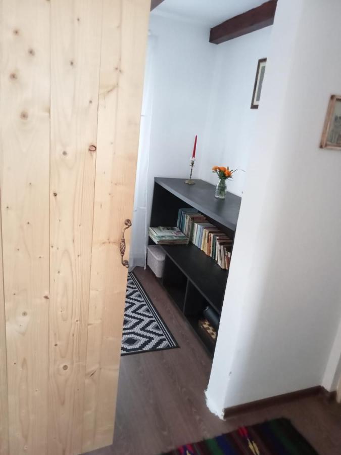 Casuta Din Deal Vaideeni Ngoại thất bức ảnh